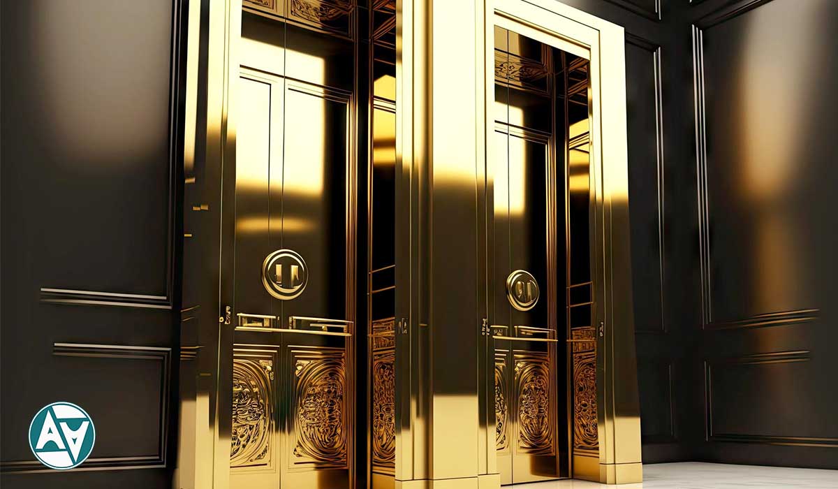 درب کابین آسانسور